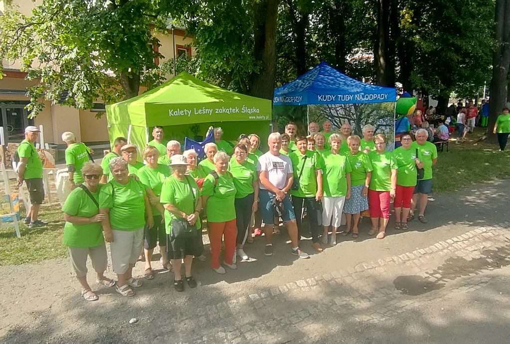 fotografia przedstawia uczestników projektu dobre rady na odpady Vitkov Geopark 2021